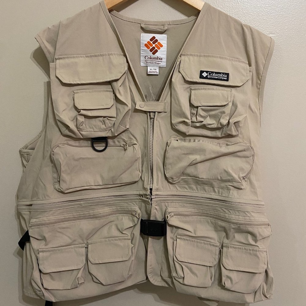 Men's Columbia Field Creek Big Horn Vest XL Ancient Fossil Khaki 1989141-271 NEW